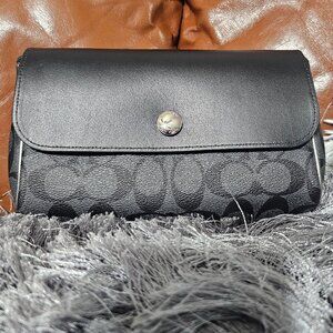 Coach Signature Reversible Leather Crossbody/Clutch Purse